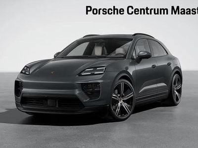 Grijs Nieuw 2025 Porsche Macan SUV | € 124.100 (Duur)