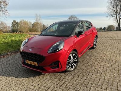 Rood (metallic) Gebruikt 2020 Ford Puma ST-Line X SUV | € 15.950 (Goede deal)