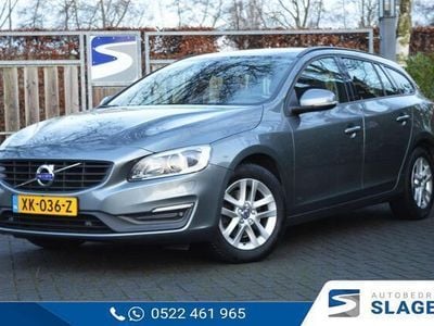 Grijs Occasion 2018 Volvo V60 Stationwagen | € 18.950 (Goede deal)