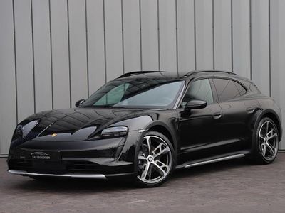 Zwart Occasion 2022 Porsche Taycan Cross Turismo SUV | € 62.500 (Goede deal)