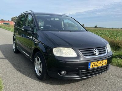 Occasion VW Touran Highline 140 PK (102 kW) 2005 Zwart MPV