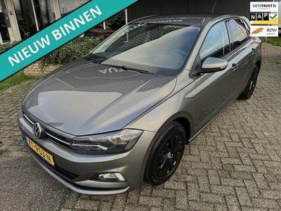 Grijs (metallic) Gebruikt 2019 VW Polo Hatchback | € 11.250 (Eerlijke prijs)