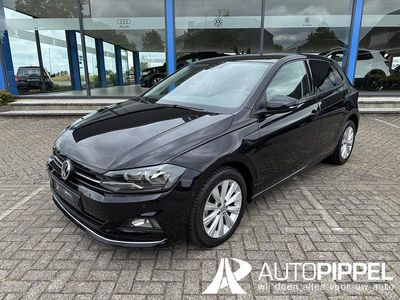Zwart Gebruikt 2018 VW Polo Highline Hatchback | € 16.895 (Eerlijke prijs)
