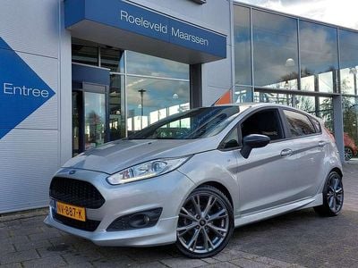 Occasion Ford Fiesta ST-Line 101 PK (74 kW) 2017 Grijs (metallic) Hatchback