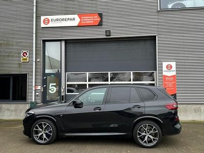 Zwart Occasion 2021 BMW X5 M Sport SUV | € 56.950 (Goede deal)