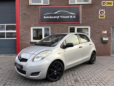 Grijs Gebruikt 2009 Toyota Yaris Hatchback | € 5.495 (Eerlijke prijs)