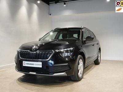 Zwart Gebruikt 2022 Skoda Kamiq Ambition SUV | € 17.995 (Eerlijke prijs)