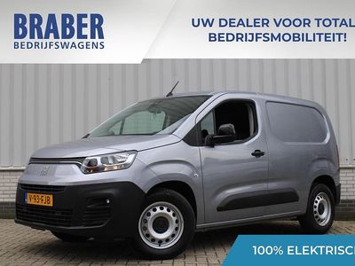 Grijs Gebruikt 2024 Fiat e-Doblò MPV | € 30.900