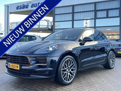 tweedehands Porsche Macan 2.0 T 245 pk Facelift Panoramadak Luchtvering Bose Leer Led Koplampen Dab Camera 21 Inch RS Spyder Velgen NL Auto AWD