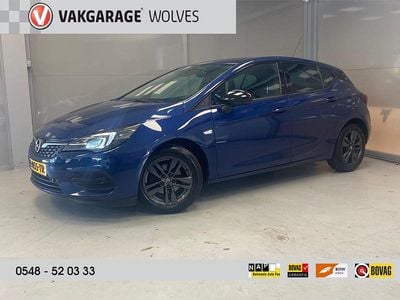 Blauw Gebruikt 2021 Opel Astra Design & Tech Hatchback | € 15.400 (Eerlijke prijs)