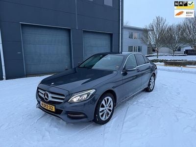 Grijs Occasion 2015 Mercedes C180 Edition Sedan | € 11.950 (Eerlijke prijs)