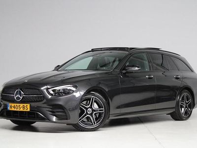 Grijs (metallic) Gebruikt 2021 Mercedes E200 AMG Stationwagen | € 36.945 (Goede deal)