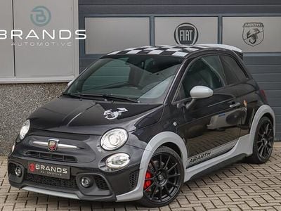 Zwart Gebruikt 2022 Abarth 695 Hatchback | € 31.950