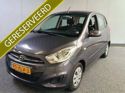 tweedehands Hyundai i10 1.1 i-Drive Cool uit 2012 Rijklaar + 12 maanden Bovag-garantie Henk Jongen Auto's in Helmond, al 50 jaar service zoals 't hoort!