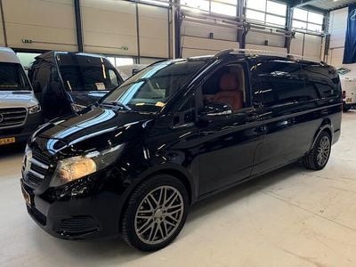 Zwart Gebruikt 2015 Mercedes V250 MPV | € 47.500