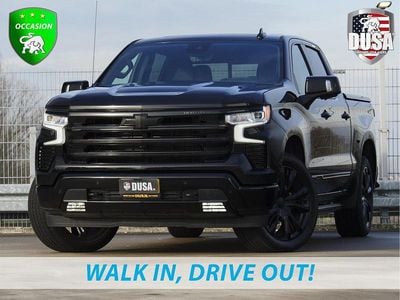 Zwart (metallic) Occasion 2024 Chevrolet Silverado Pickup | € 64.950 (Eerlijke prijs)