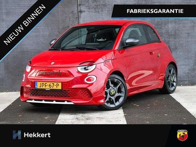 Rood Nieuw 2025 Abarth 500e Hatchback | € 37.689 (Iets duurder)