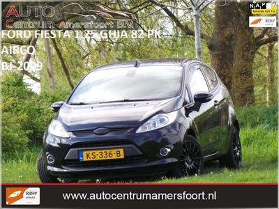 tweedehands Ford Fiesta 1.25 Ghia ( INRUIL MOGELIJK )