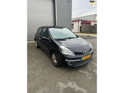 Renault Clio II