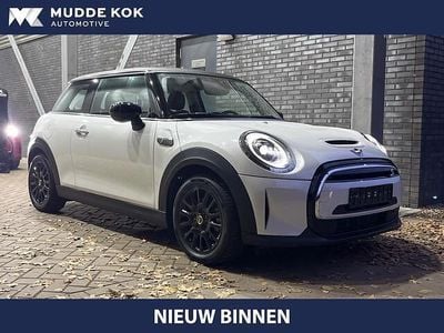 Wit Gebruikt 2023 Mini Cooper Classic Hatchback | € 20.900 (Goede deal)