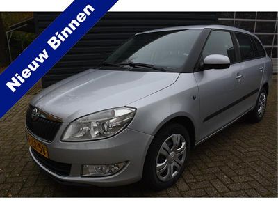 Grijs Occasion 2013 Skoda Fabia Ambition Stationwagen | € 5.950 (Duur)