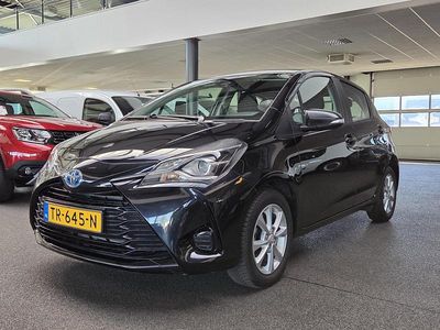 Zwart Occasion 2018 Toyota Yaris Active Hatchback | € 14.650 (Eerlijke prijs)