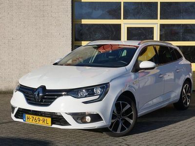 tweedehands Renault Mégane IV Estate 1.3 TCe Bose BJ2020 Lmv 17" | Led | Pdc | Keyless entry | Achteruitrijcamera | Groot navi | Climate control | Cruise control | Extra getint glas