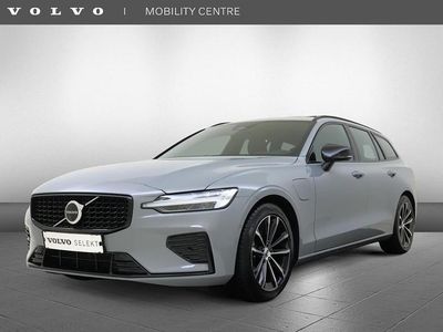 Grijs Occasion 2024 Volvo V60 Stationwagen | € 45.950 (Duur)