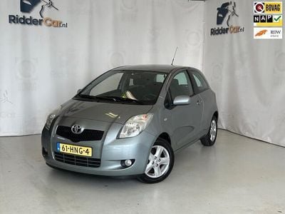 Grijs Gebruikt 2009 Toyota Yaris Luna Hatchback | € 6.499 (Eerlijke prijs)
