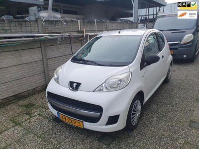 tweedehands Peugeot 107 1.0-12V Black & Silver Inruil mogelijk