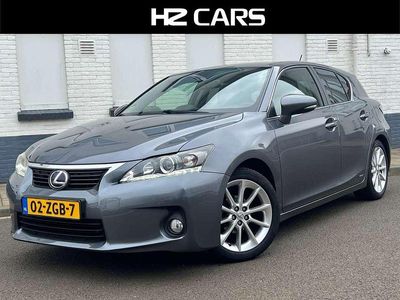 Lexus CT200h