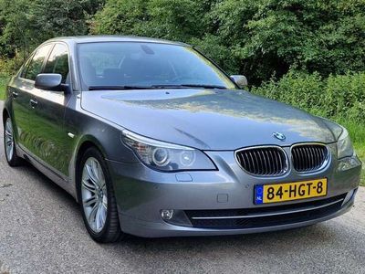 BMW 523