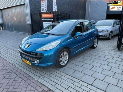 Blauw, metallic lak Gebruikt 2006 Peugeot 207 Hatchback | € 3.499 (Iets duurder)