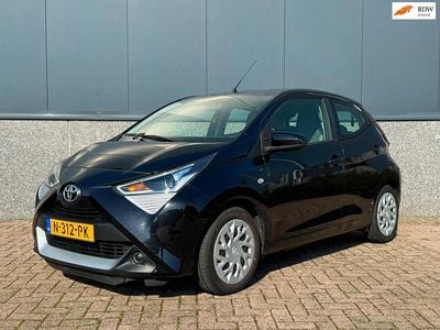 Occasion Toyota Aygo X-play 72 PK (52 kW) 2022 Zwart Hatchback