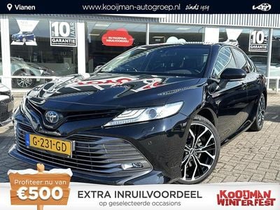 Zwart Occasion 2019 Toyota Camry Premium Sedan | € 24.950 (Iets duurder)