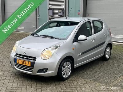 Grijs Gebruikt 2011 Suzuki Alto Hatchback | € 3.245 (Eerlijke prijs)