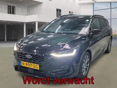 Zwart Occasion 2022 Ford Focus ST-Line Stationwagen | € 16.740 (Eerlijke prijs)