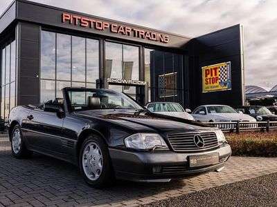 Zwart Gebruikt 1990 Mercedes SL300 Cabriolet | € 19.945