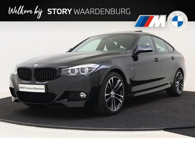 tweedehands BMW 320 3-SERIE Gran Turismo i High Executive M Sport Automaat / Panoramadak / Achteruitrijcamera / Sportstoelen / Adaptief M onderstel / Park Assistant / LED / Navigatie Professional