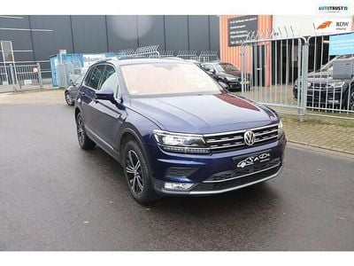 Blauw (metallic) Occasion 2016 VW Tiguan Highline SUV | € 18.950 (Goede deal)