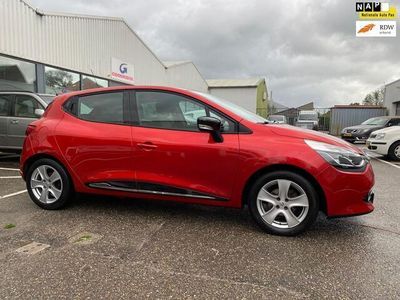 tweedehands Renault Clio IV 1.2 Dynamique AUTOMAAT | CLIMA | CRUISE | KEYLESS | NAVI | CAMERA | NAP | APK |