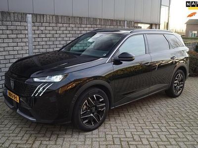 Zwart (metallic) Occasion 2025 Peugeot 5008 Allure MPV | € 37.250 (Eerlijke prijs)