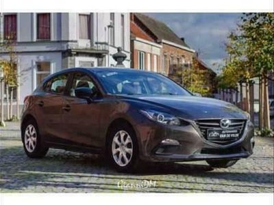 Bruin Gebruikt 2015 Mazda 3 Active Sedan | € 12.500
