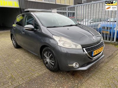 tweedehands Peugeot 208 1.4 e-HDi Blue Lease l AUTOMAAT