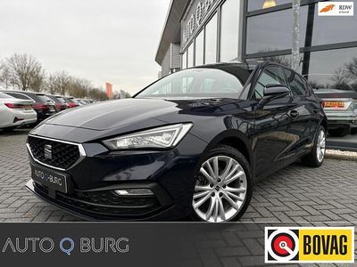 Occasion Seat Leon 2022 Blauw (metallic) Hatchback