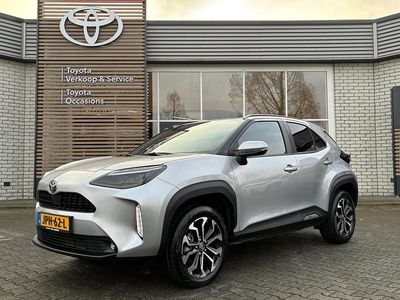 Grijs Occasion 2025 Toyota Yaris Cross SUV | € 28.900 (Eerlijke prijs)