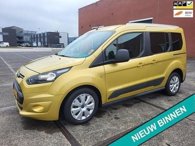 Occasion Ford Tourneo Connect Titanium 101 PK (74 kW) 2015 Geel MPV