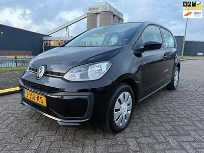 Zwart Gebruikt 2020 VW up! Move Hatchback | € 8.750 (Goede deal)