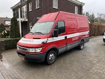 Occasion Iveco Daily 125 PK (91 kW) 2005 Rood Van