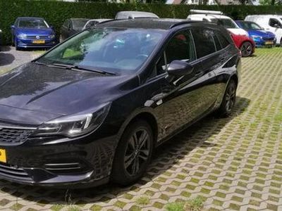 Zwart Gebruikt 2021 Opel Astra Design & Tech Stationwagen | € 15.950 (Eerlijke prijs)